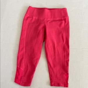 Lucy ultimate xtraining collection capri leggings